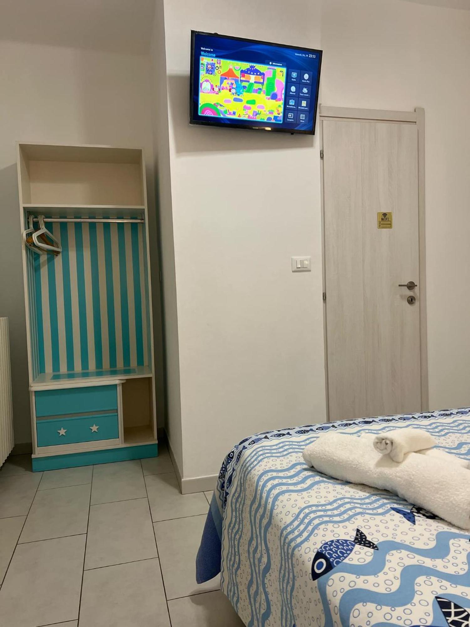 Bike Hotel Oasi Finale Ligure Exterior photo